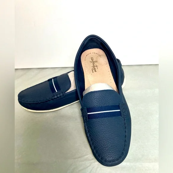 Clarks Dameo Vine Navy Blue Leather Penny Loafer Women Size 9M - Picture 1 of 16